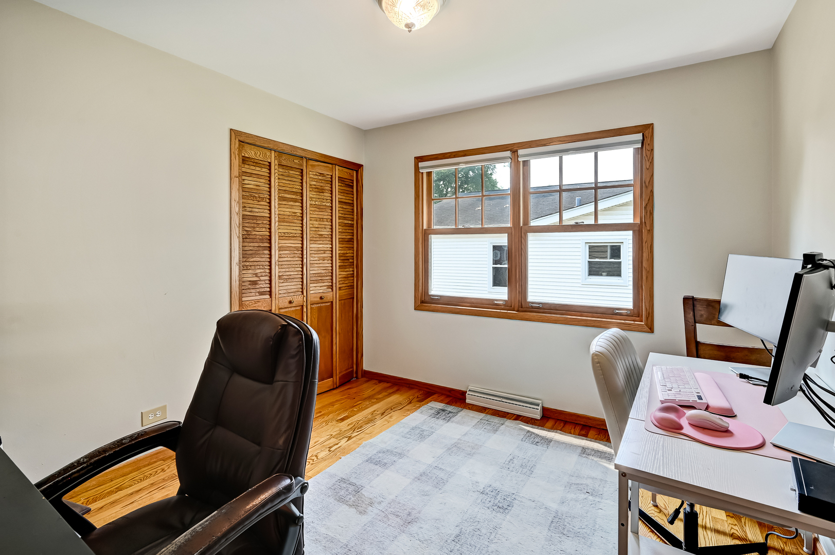 5633 Virginia Avenue, Clarendon Hills, IL 60514