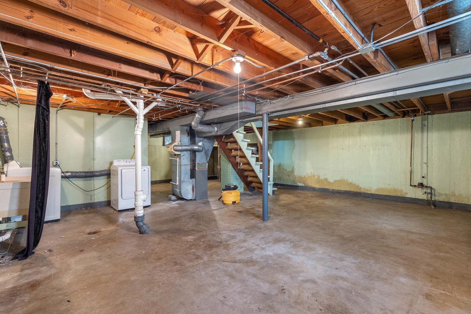 17 N Pine Street, Mount Prospect, IL 60056