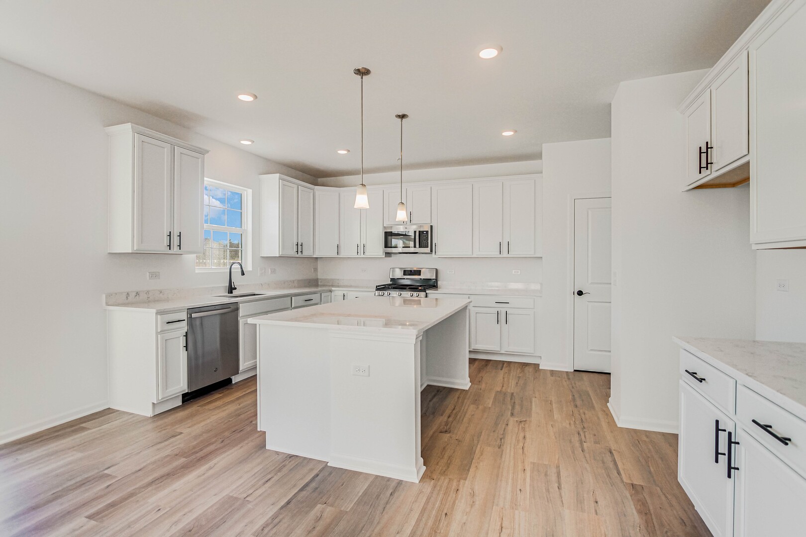 11320 Saxony Street, Huntley, IL 60142