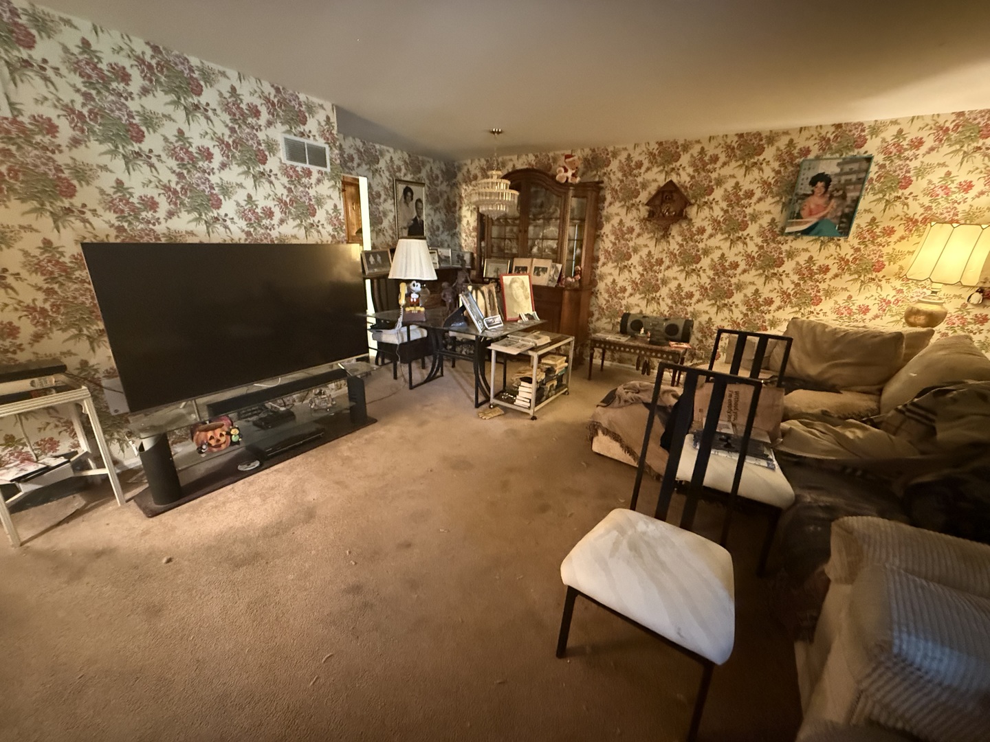 3S631 Lorraine Avenue, Warrenville, IL 60555