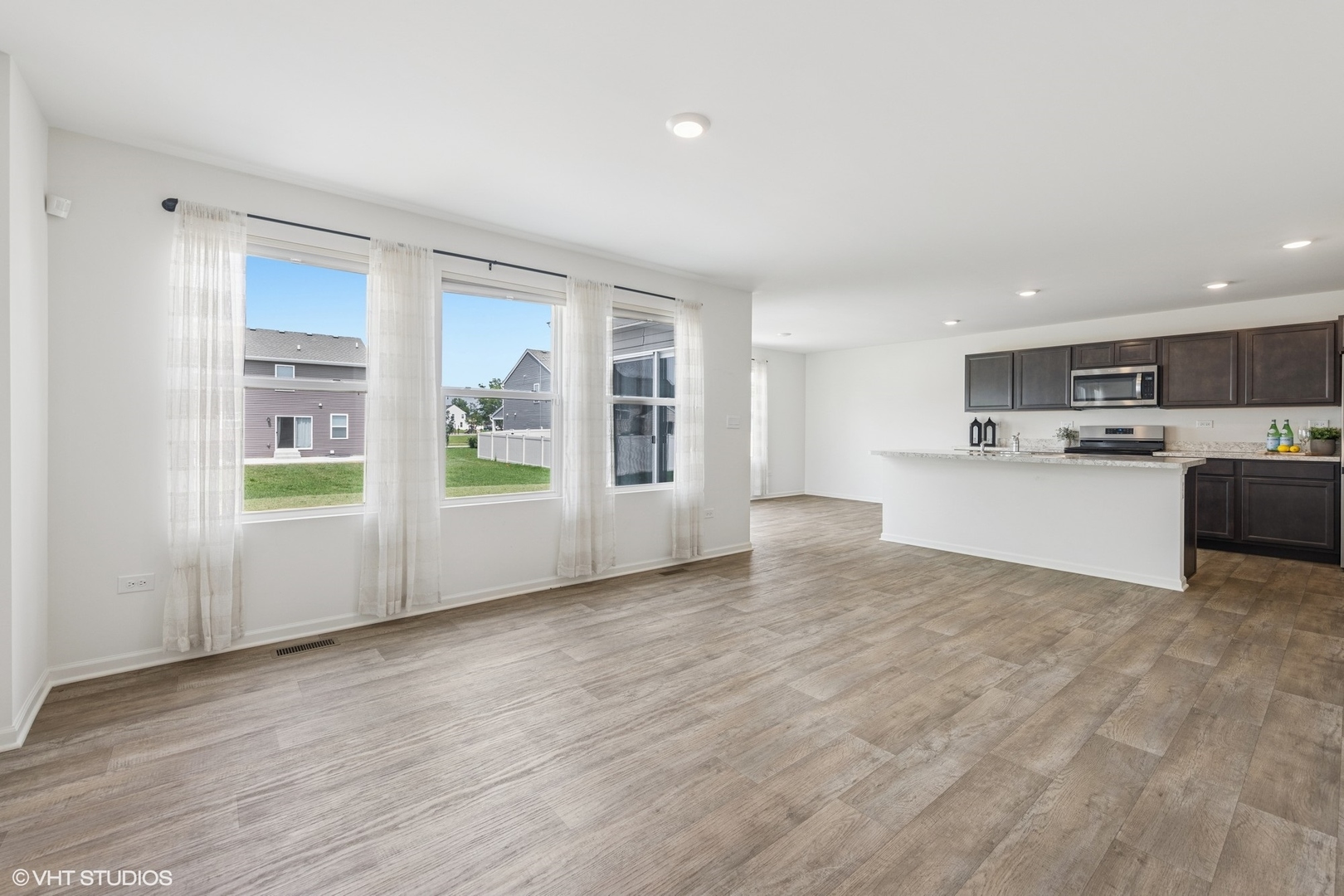 411 Stockton Drive, Joliet, IL 60436
