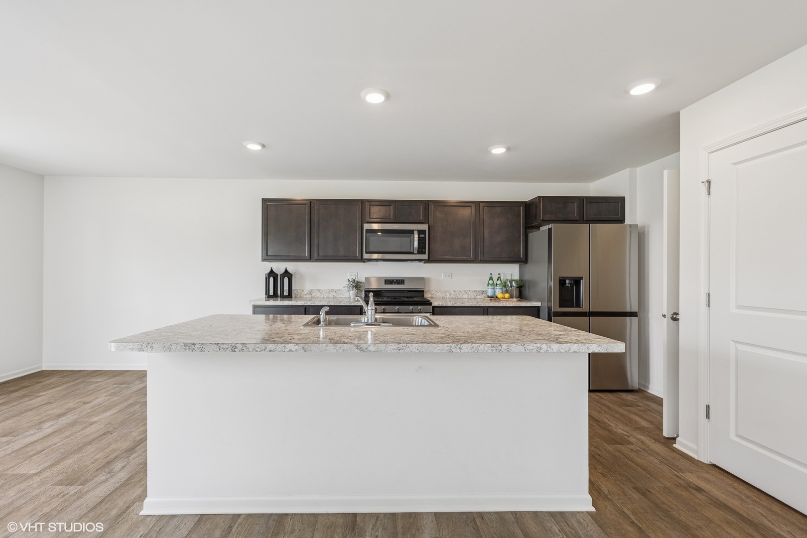 411 Stockton Drive, Joliet, IL 60436