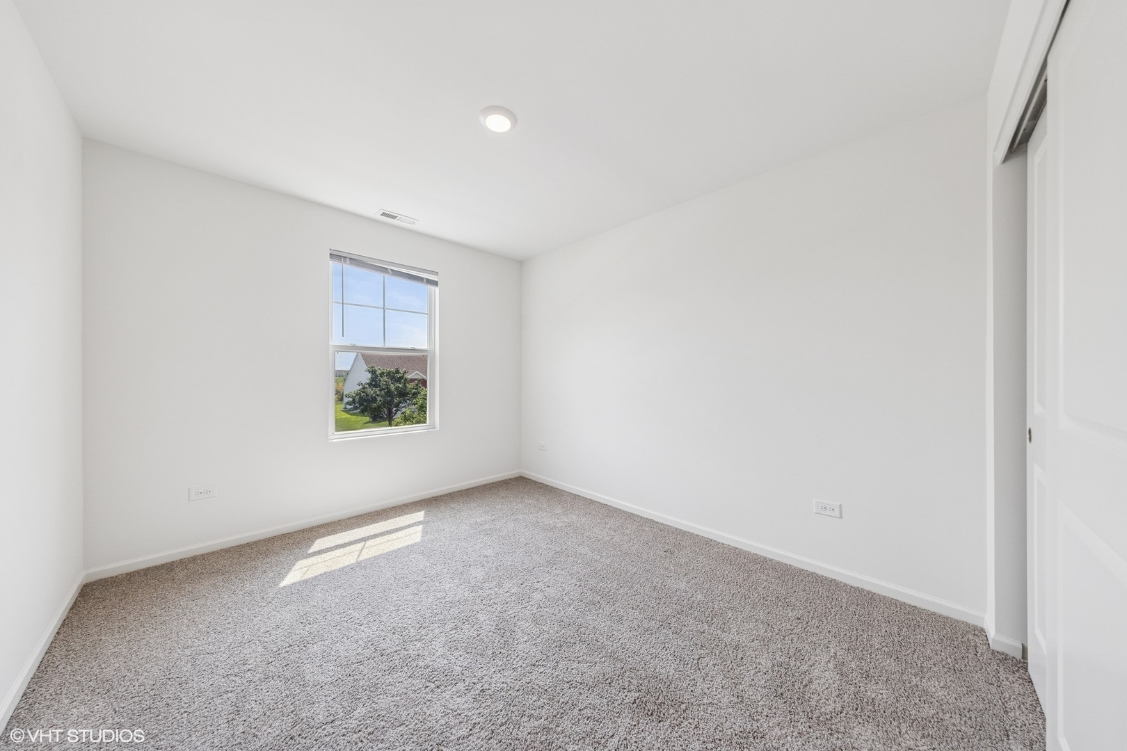 411 Stockton Drive, Joliet, IL 60436