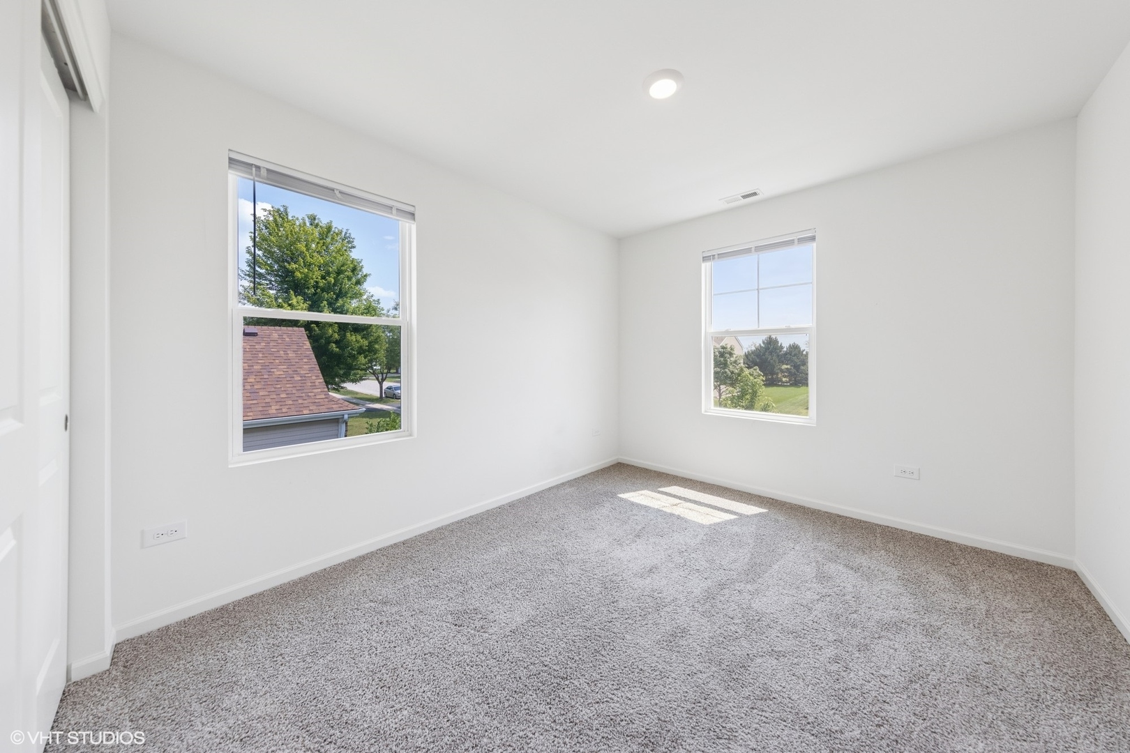 411 Stockton Drive, Joliet, IL 60436