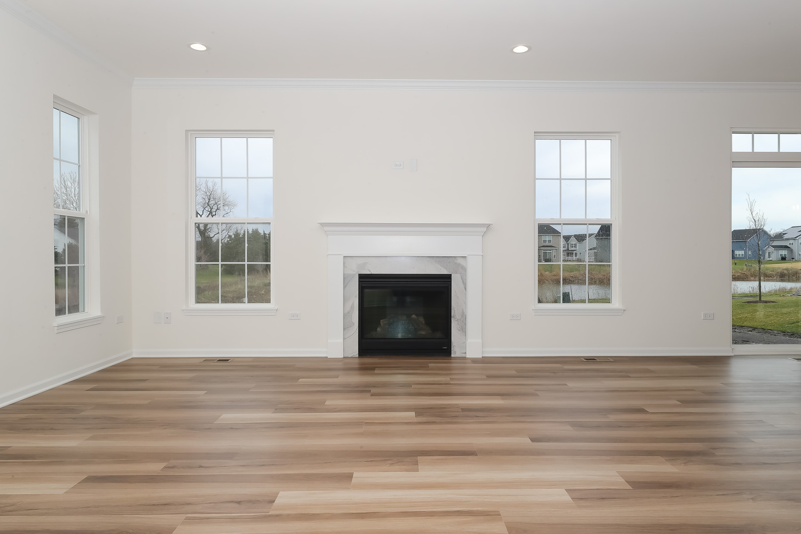 10774 Saxony Street, Huntley, IL 60142