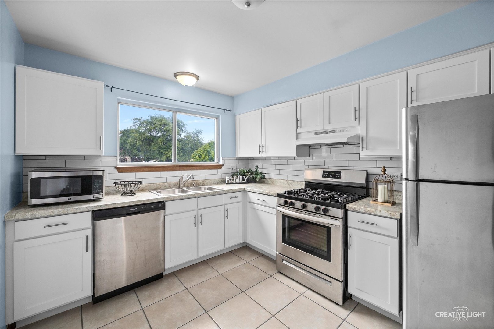 318 Clairemont Court #0, Aurora, IL 60504