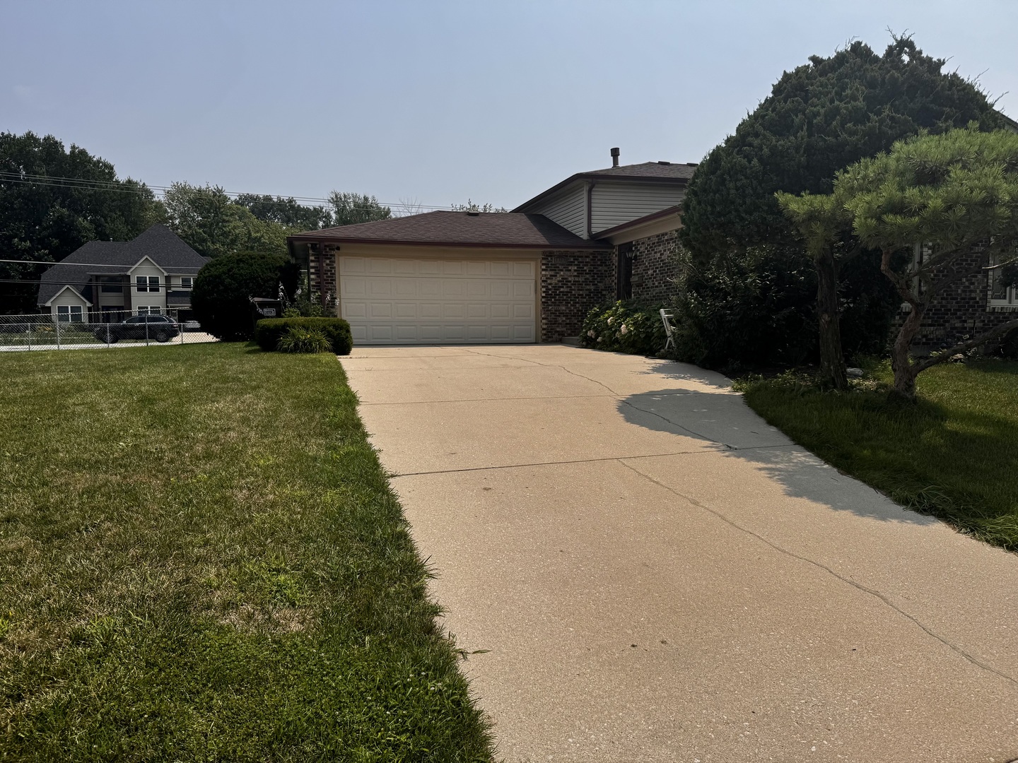 18921 Oakwood Court, Country Club Hills, IL 60478
