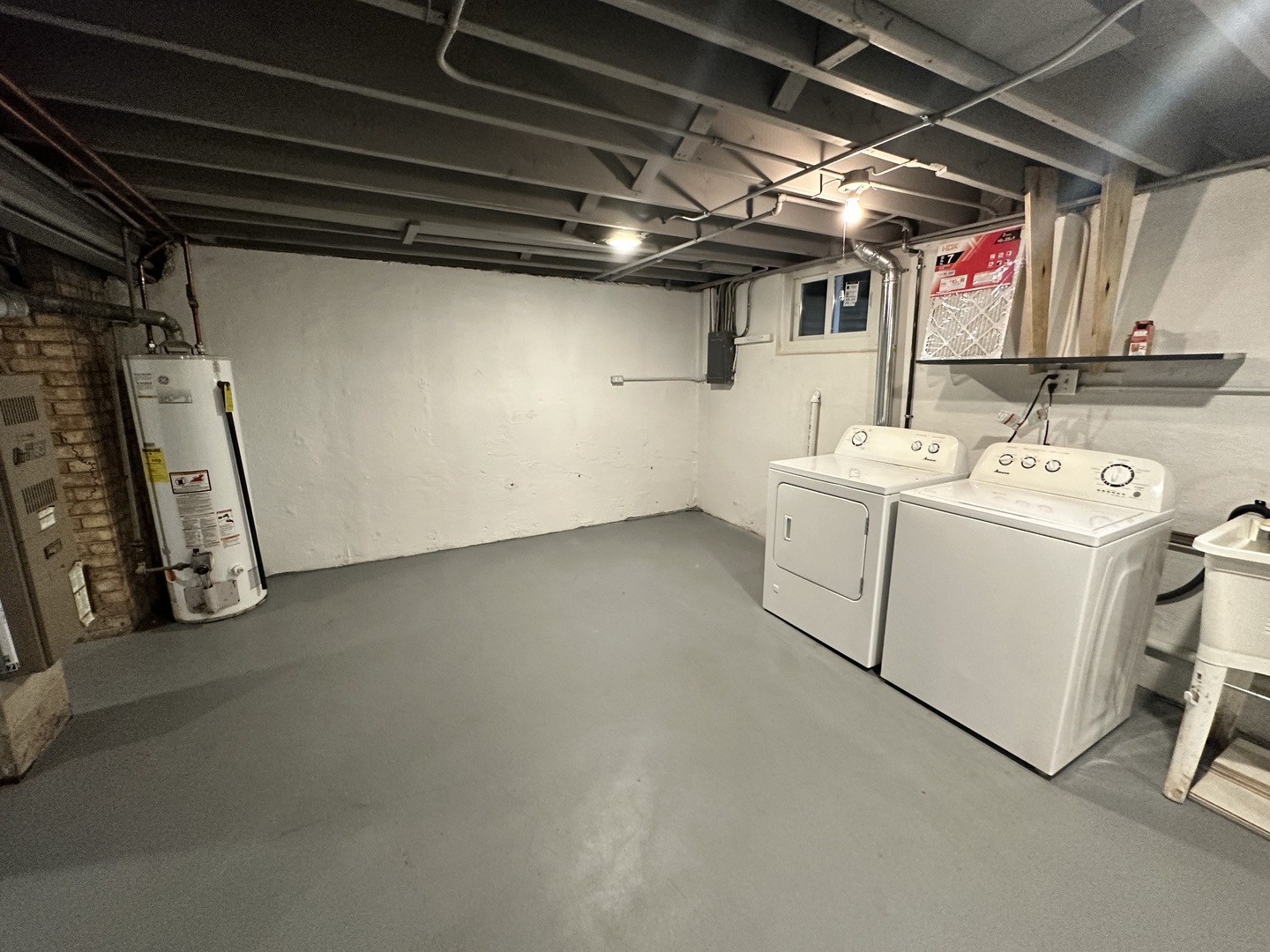 1 N Washington Street, Westmont, IL 60559