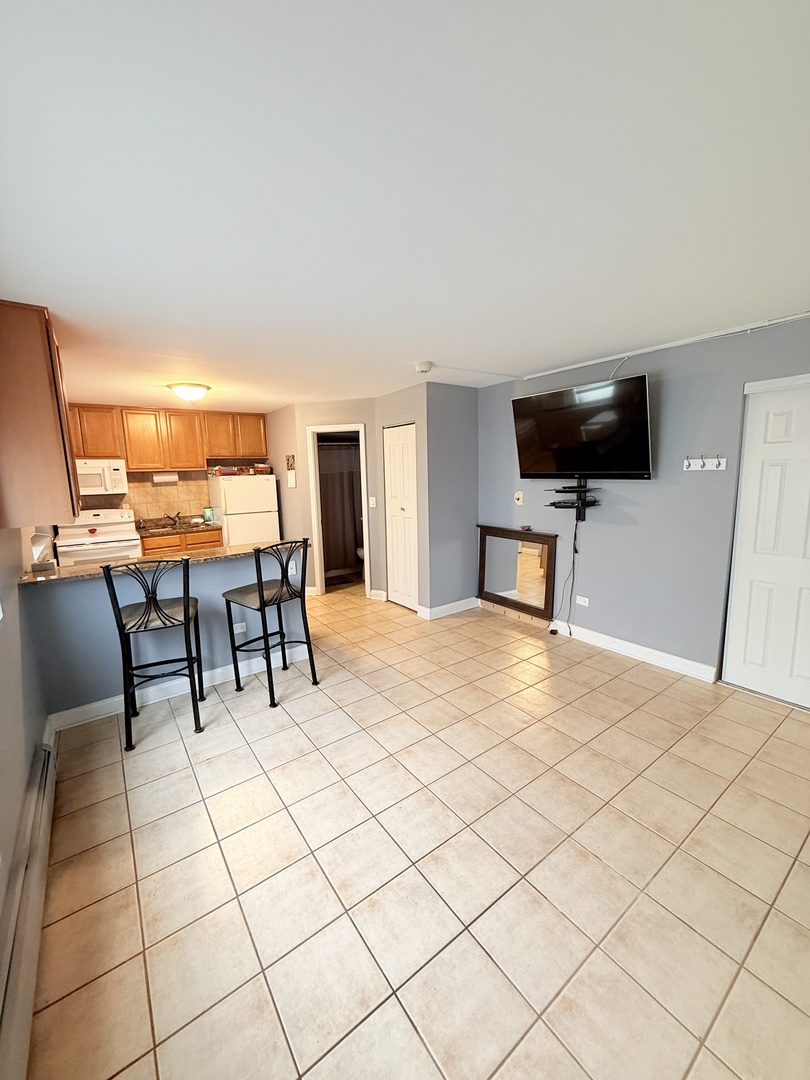 4620 Fishermans Terrace #GE, Lyons, IL 60534