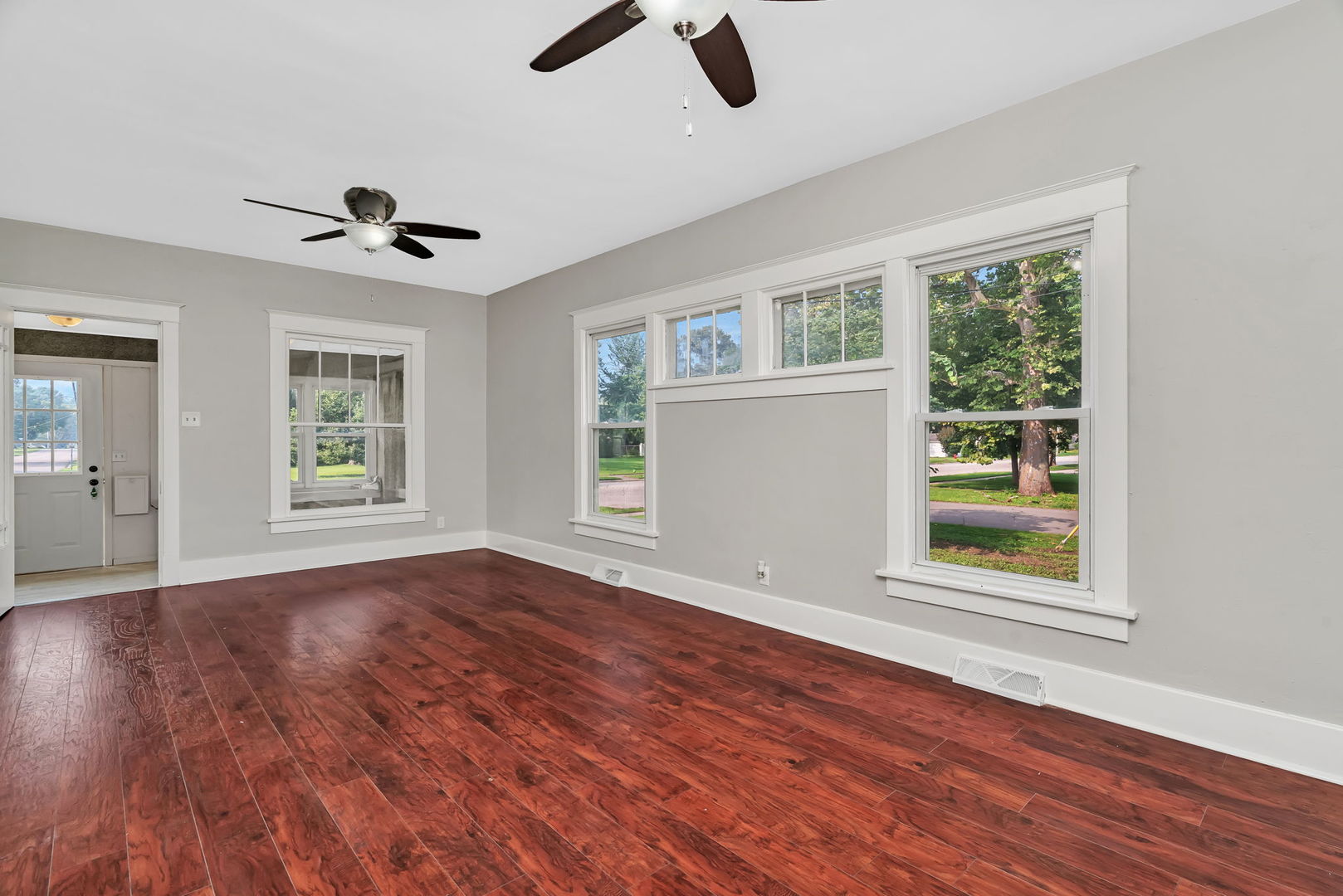 207 E Union Street, Seneca, IL 61360