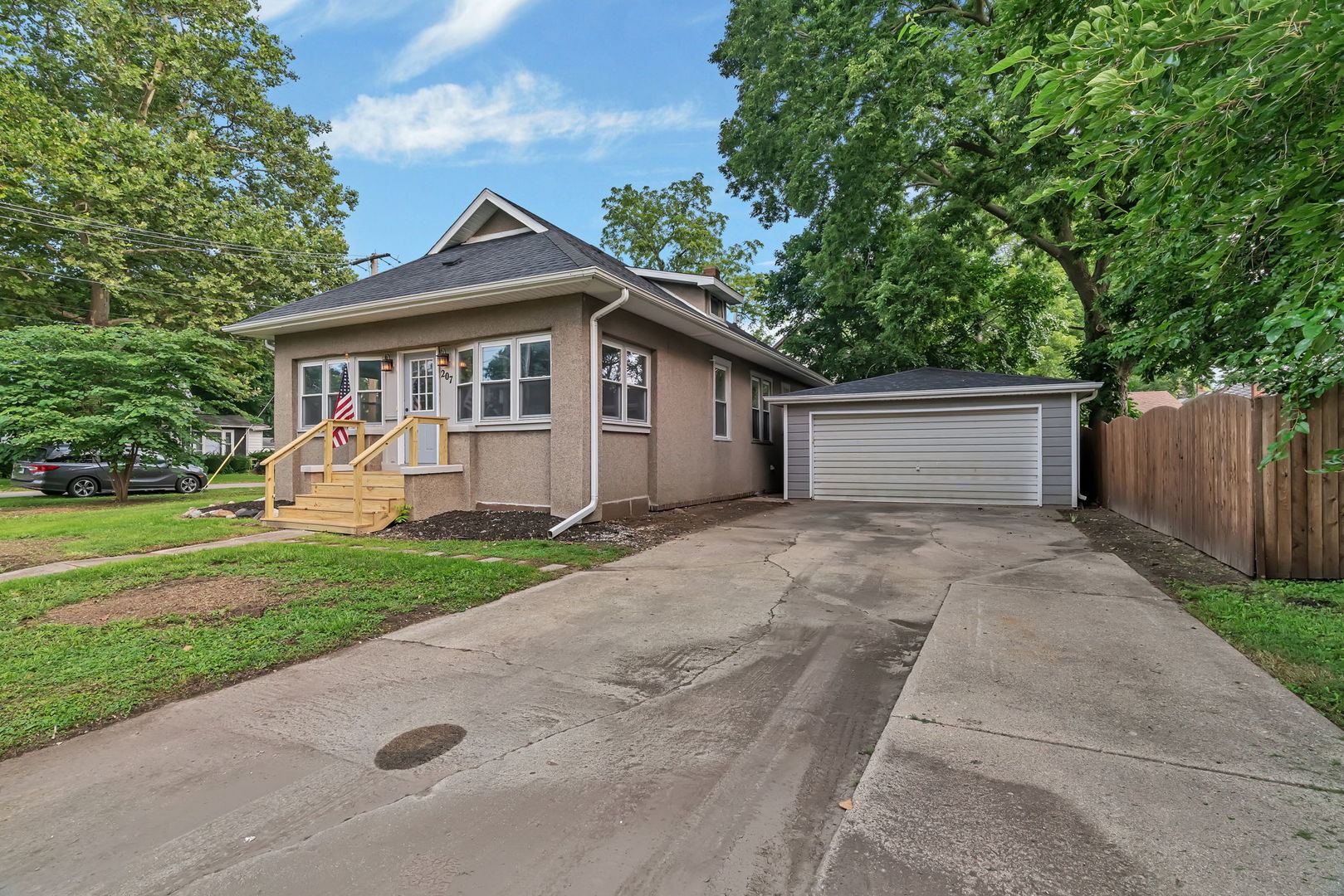 207 E Union Street, Seneca, IL 61360
