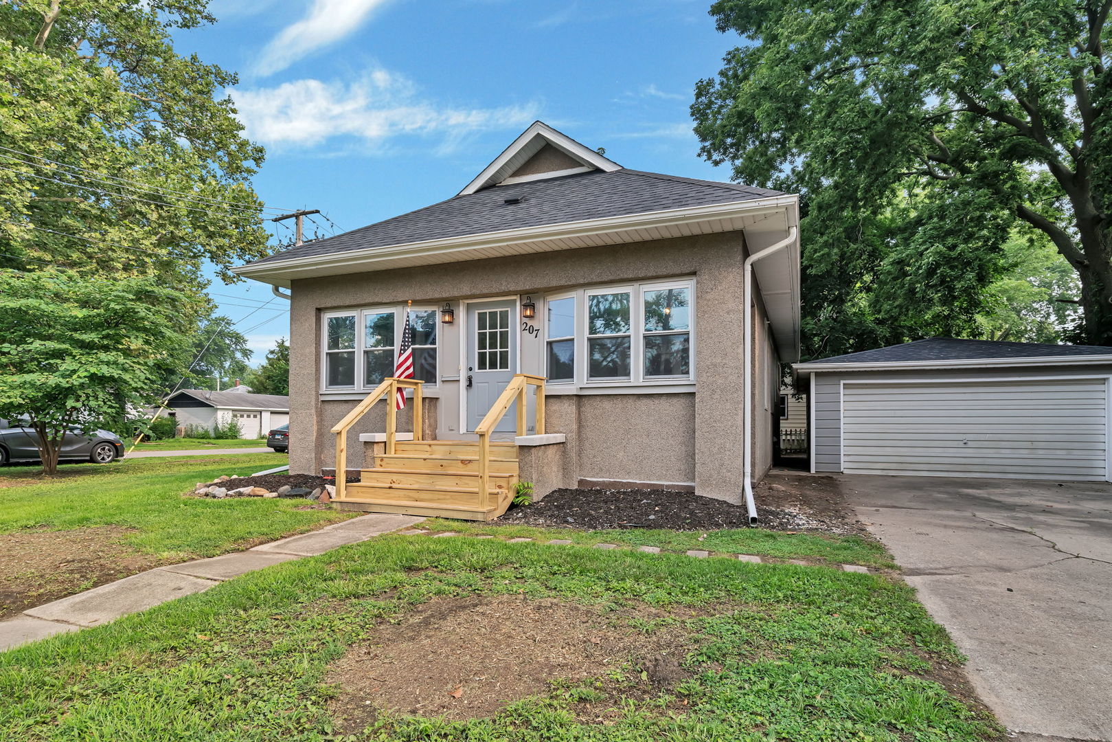 207 E Union Street, Seneca, IL 61360