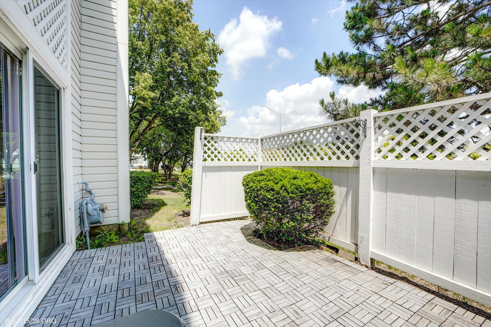 436 Yorktown Court, Aurora, IL 60504