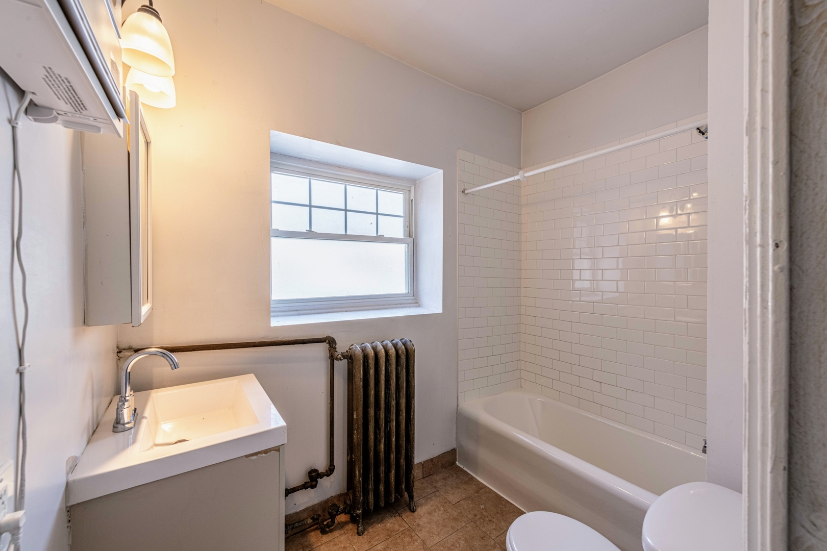 3302 Kenilworth Avenue, Berwyn, IL 60402