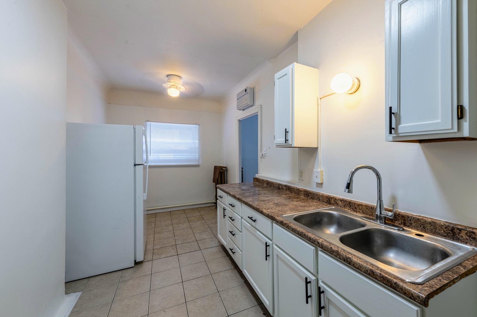 3302 Kenilworth Avenue, Berwyn, IL 60402