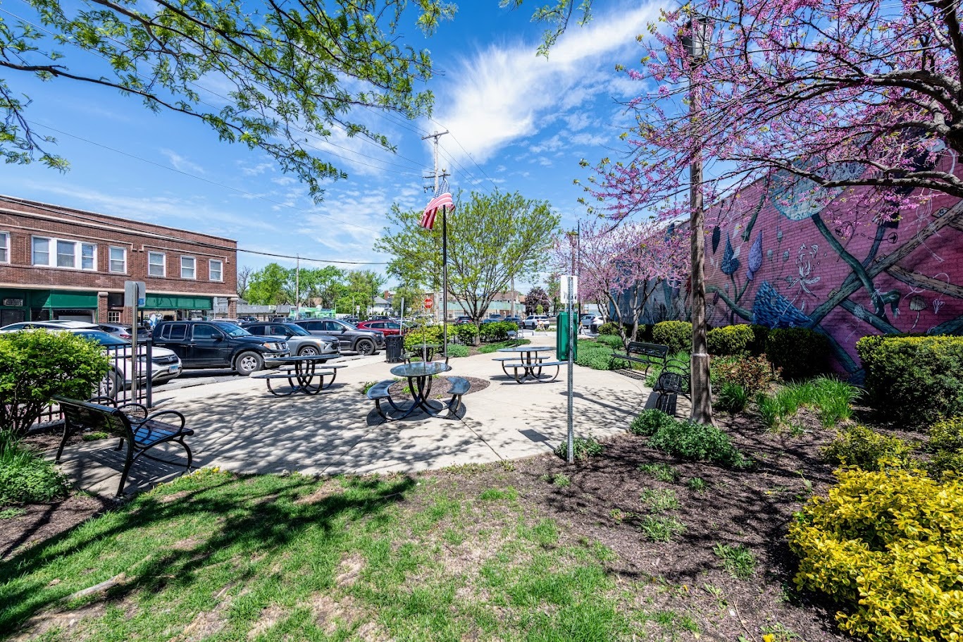 3302 Kenilworth Avenue, Berwyn, IL 60402