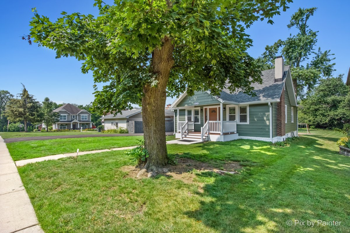 4524 Cross Street, Downers Grove, IL 60515