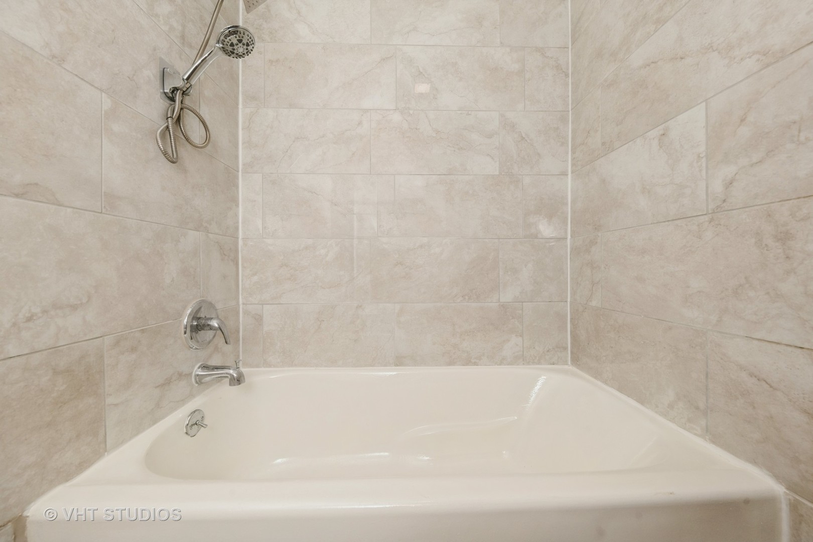 9433 S Burnside Avenue, Chicago, IL 60619
