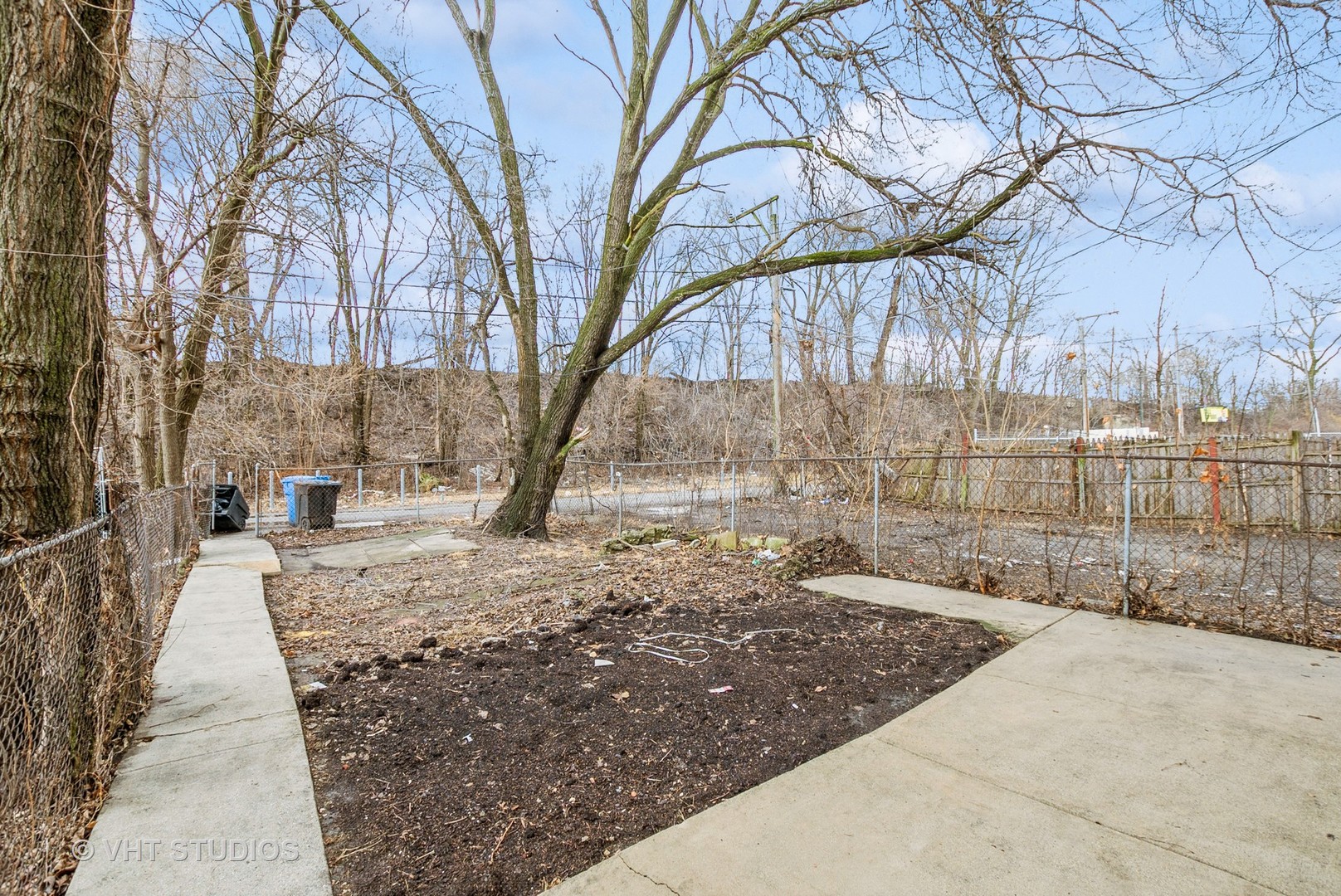 9433 S Burnside Avenue, Chicago, IL 60619
