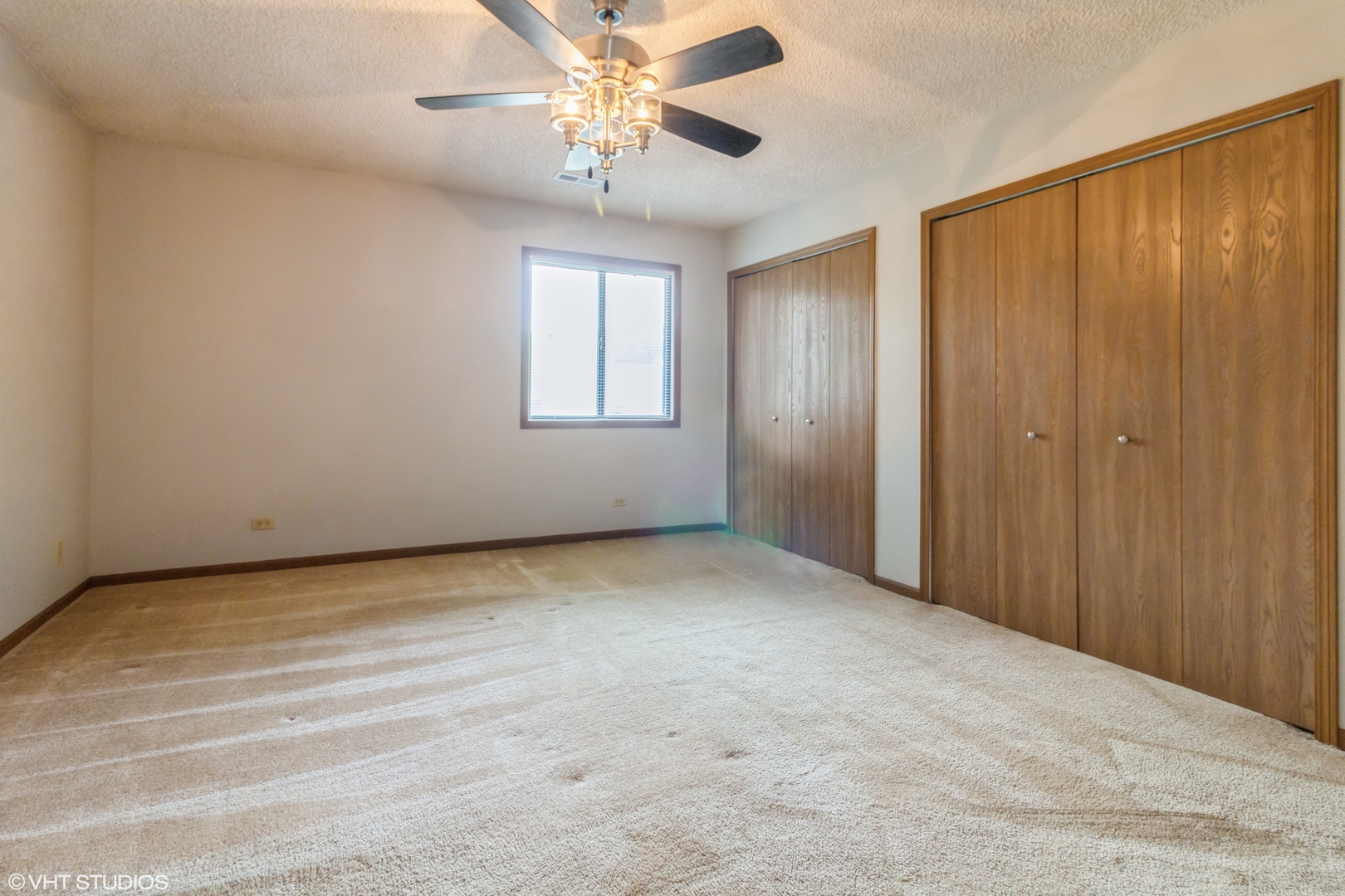 253 S Harrison Street #253, Geneva, IL 60134
