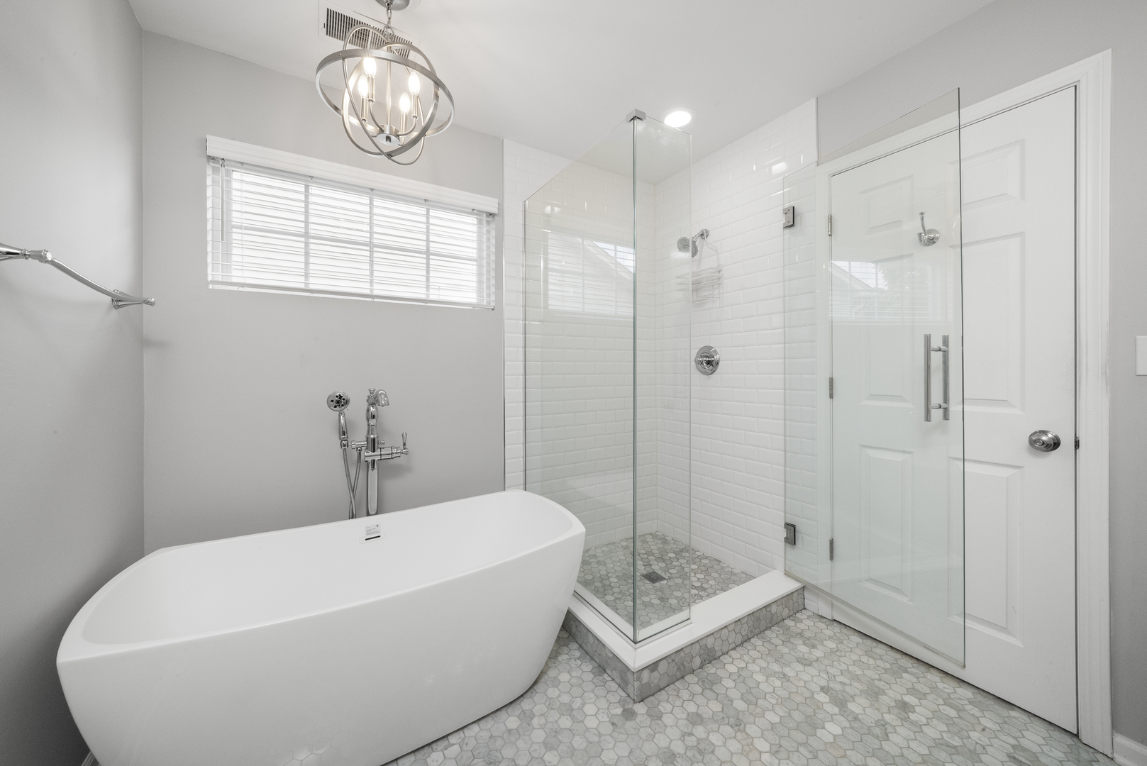 111 Rachel Avenue #406E, Willow Springs, IL 60480