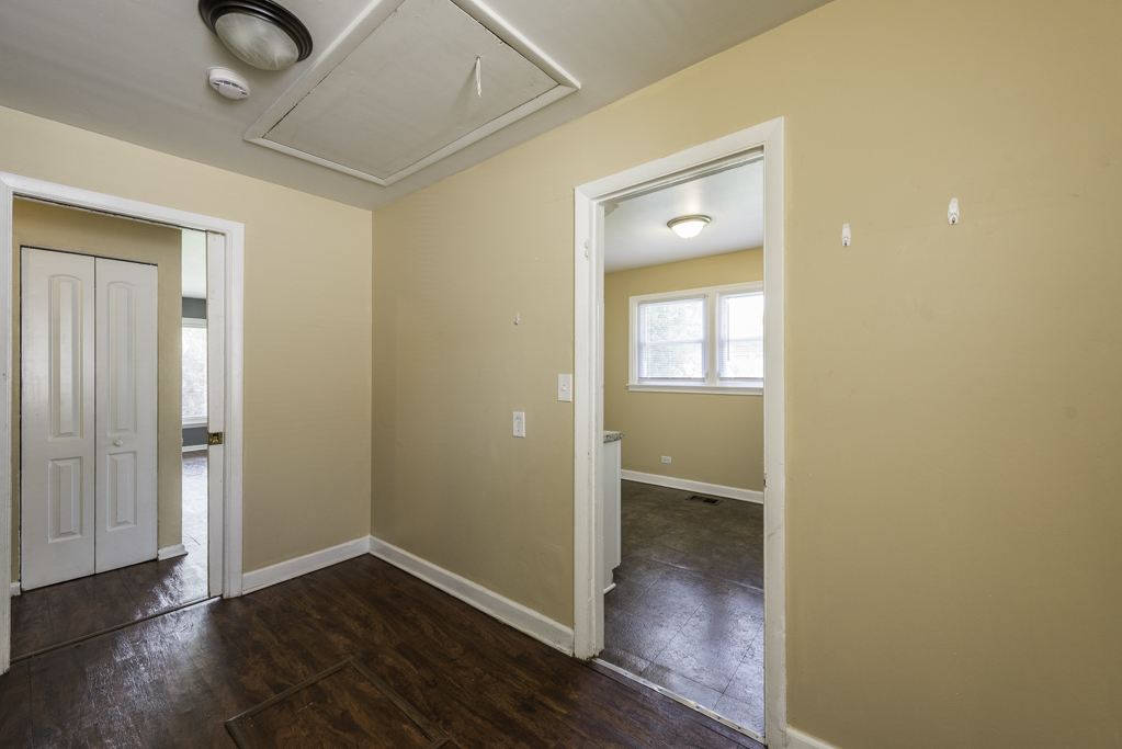 1724 Lyons Court, Waukegan, IL 60085