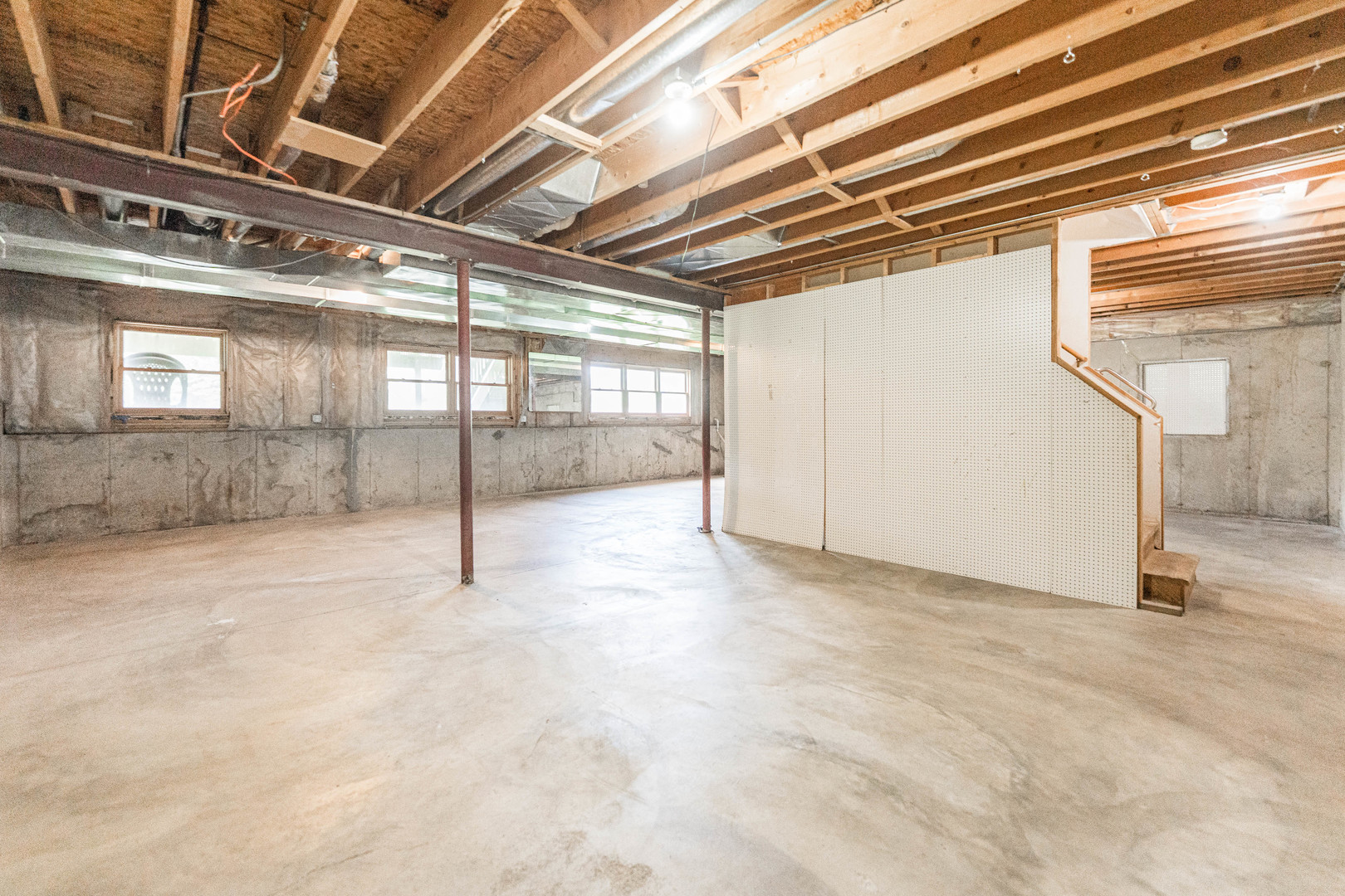 117 DEVONSHIRE Drive, DeKalb, IL 60115