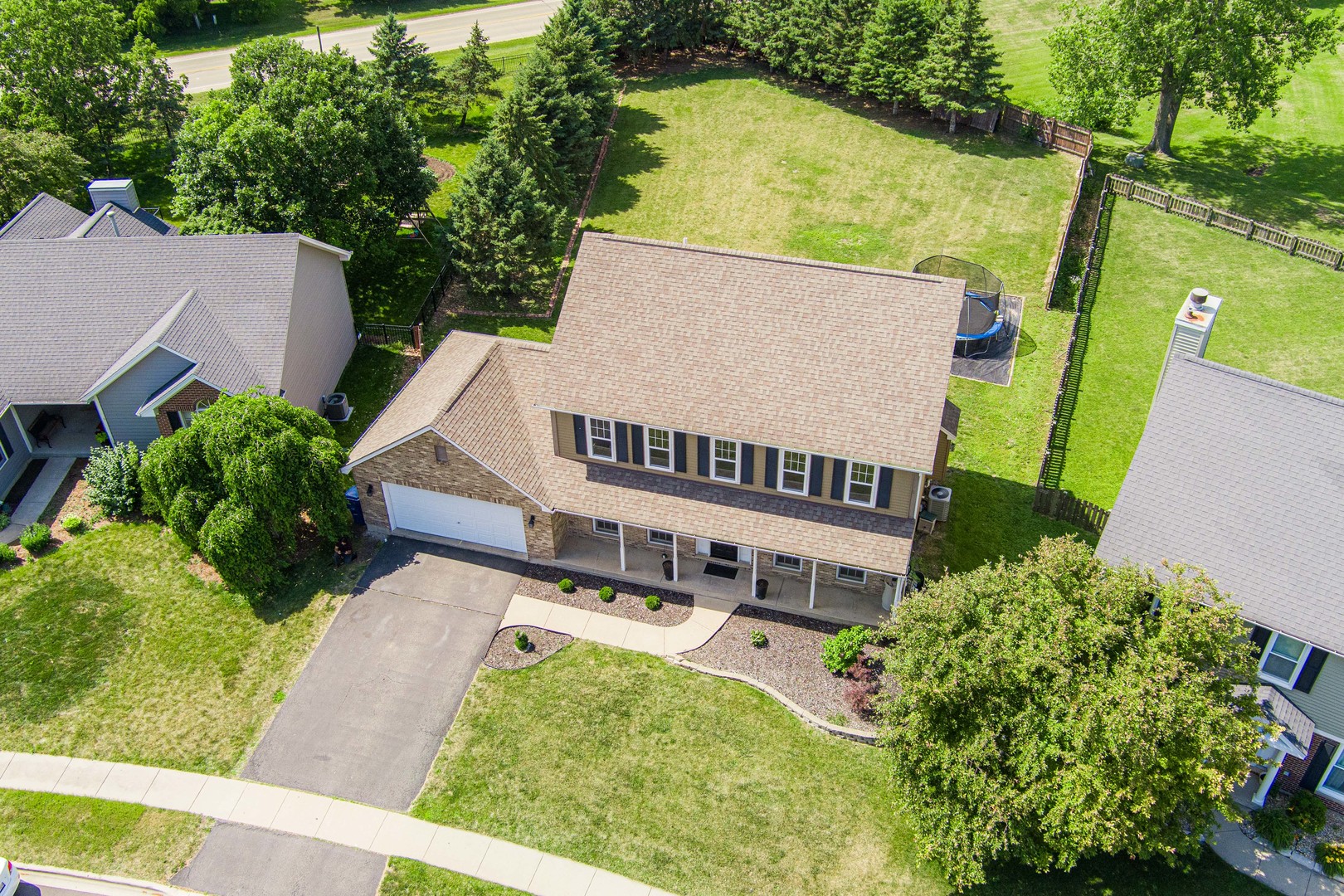 117 DEVONSHIRE Drive, DeKalb, IL 60115