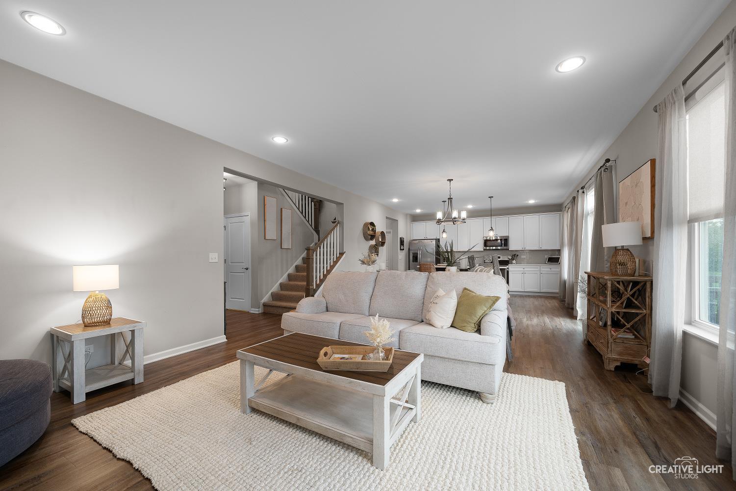 325 Kennedy Drive, St. Charles, IL 60175