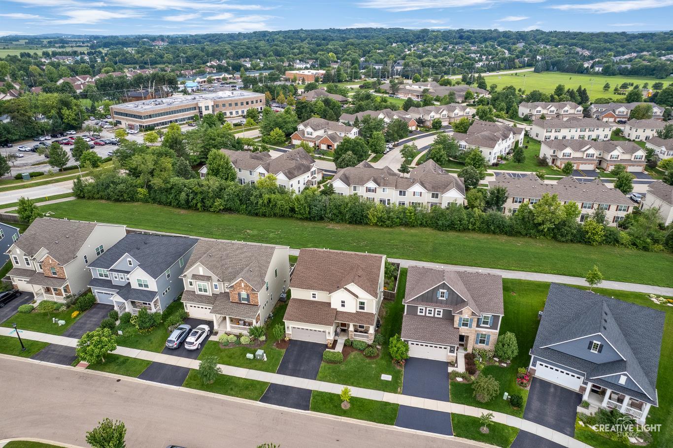 325 Kennedy Drive, St. Charles, IL 60175