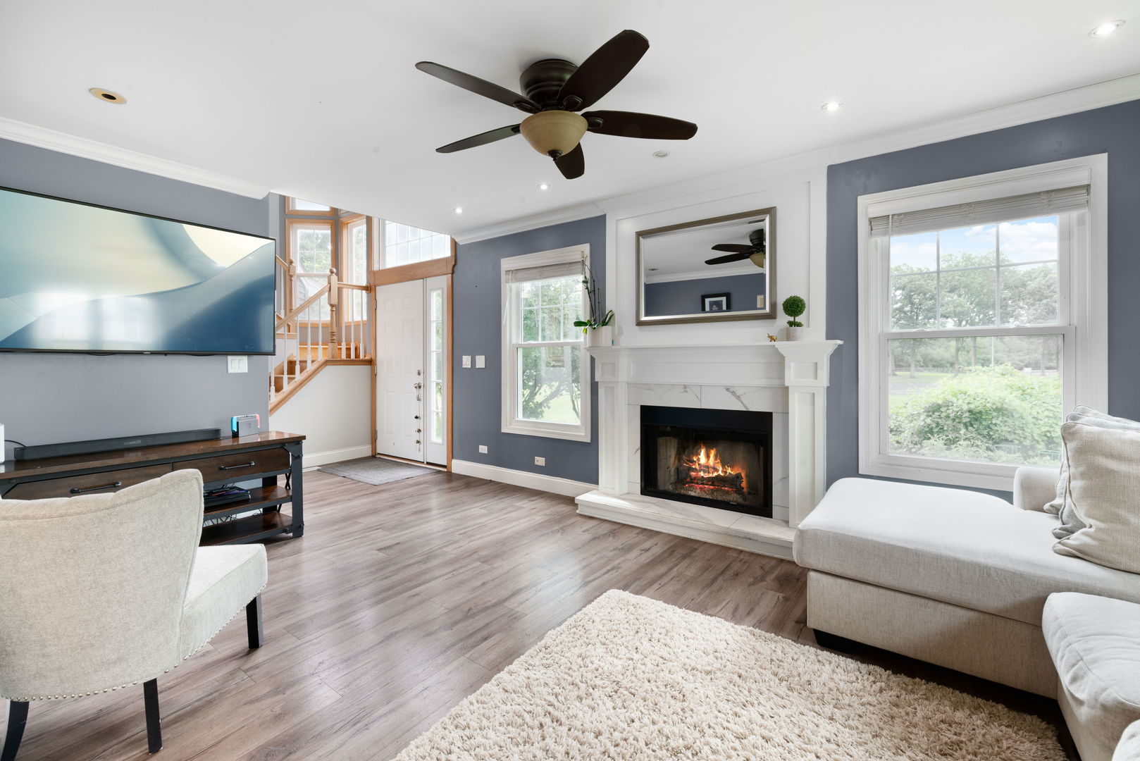 295 Kresswood Drive, West Chicago, IL 60185