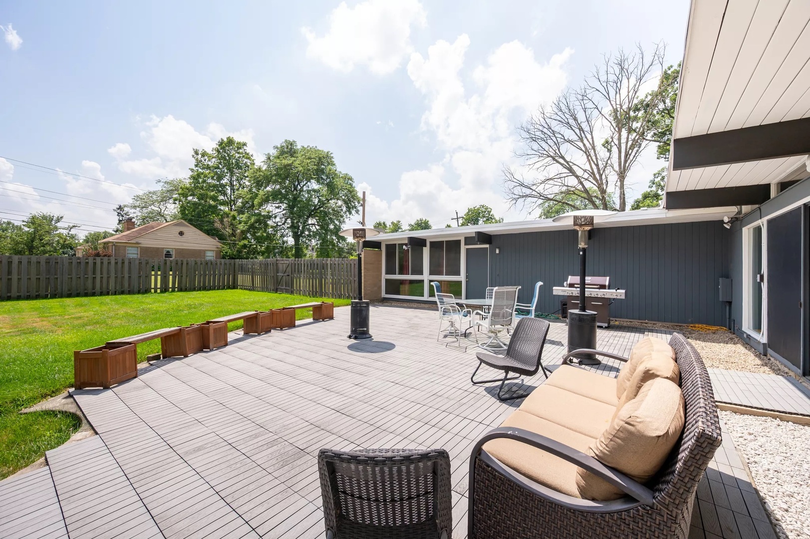 1912 Old Briar Road, Highland Park, IL 60035