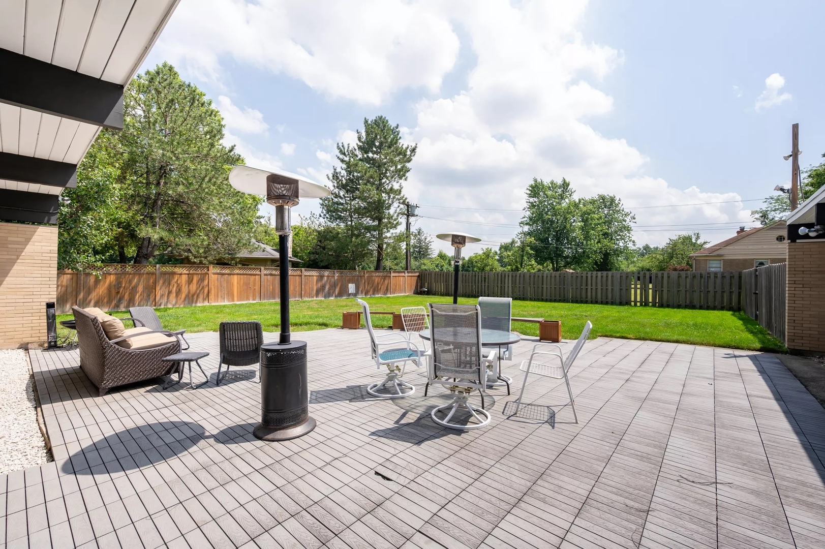 1912 Old Briar Road, Highland Park, IL 60035