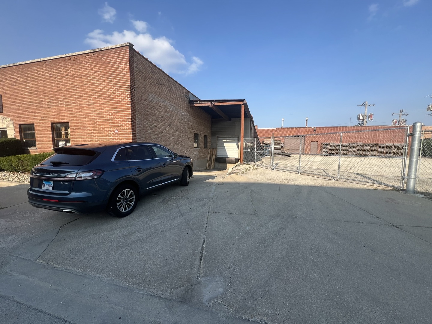 551 Hyde Park Avenue, Hillside, IL 60162