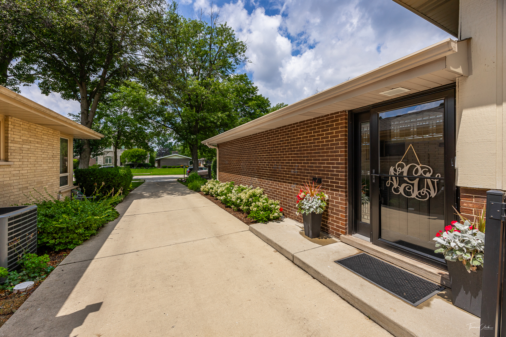 5329 GRAND Avenue, Western Springs, IL 60558