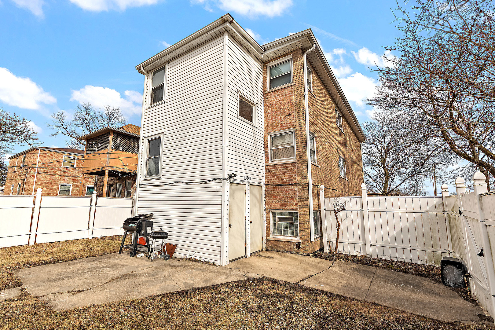 13946 S State Street, Riverdale, IL 60827