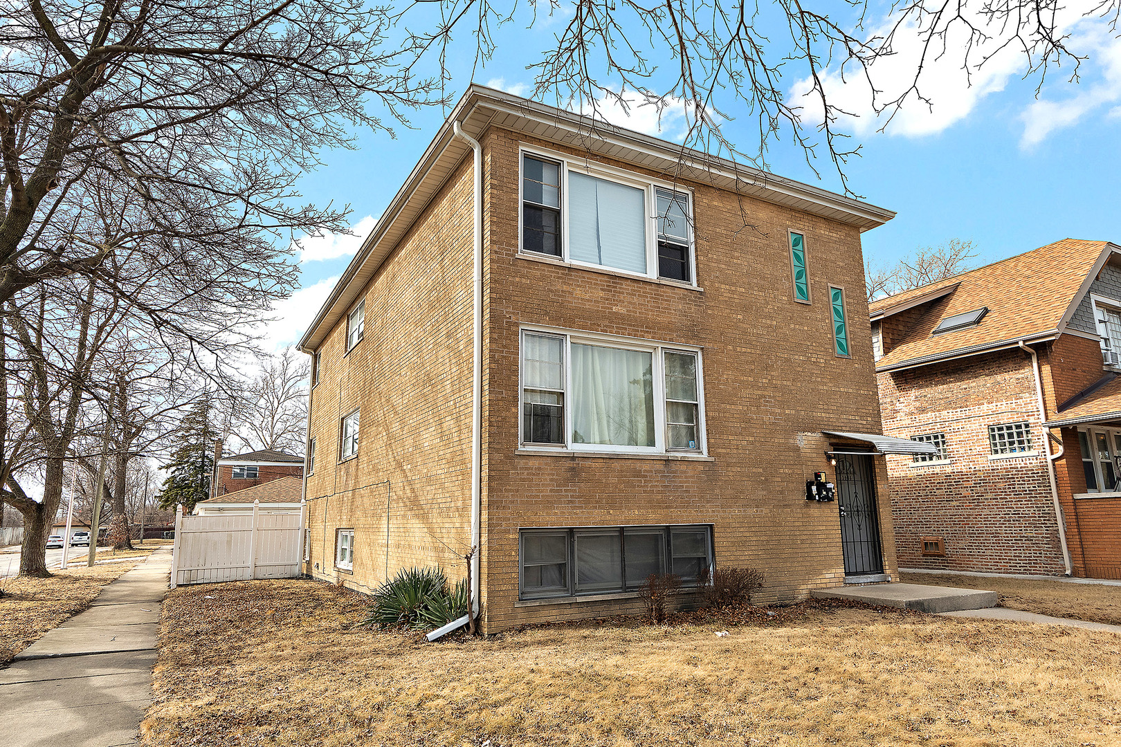 13946 S State Street, Riverdale, IL 60827