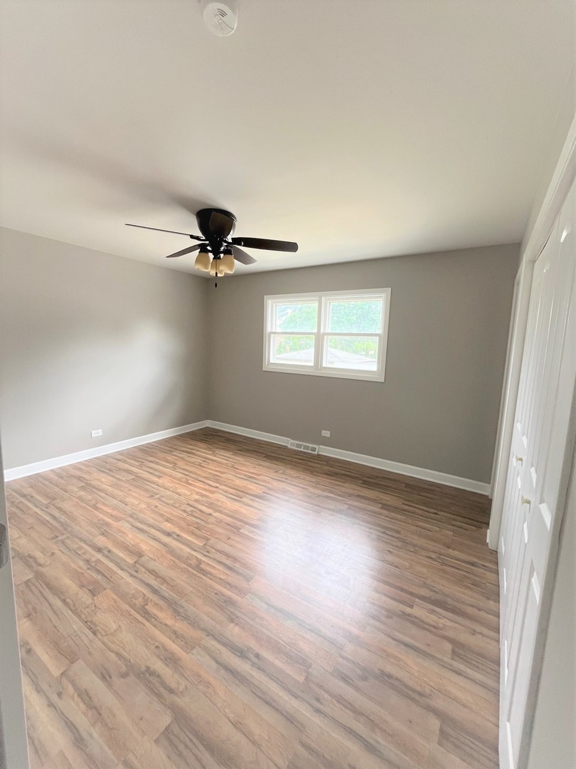 317 N Central Avenue, Wood Dale, IL 60191