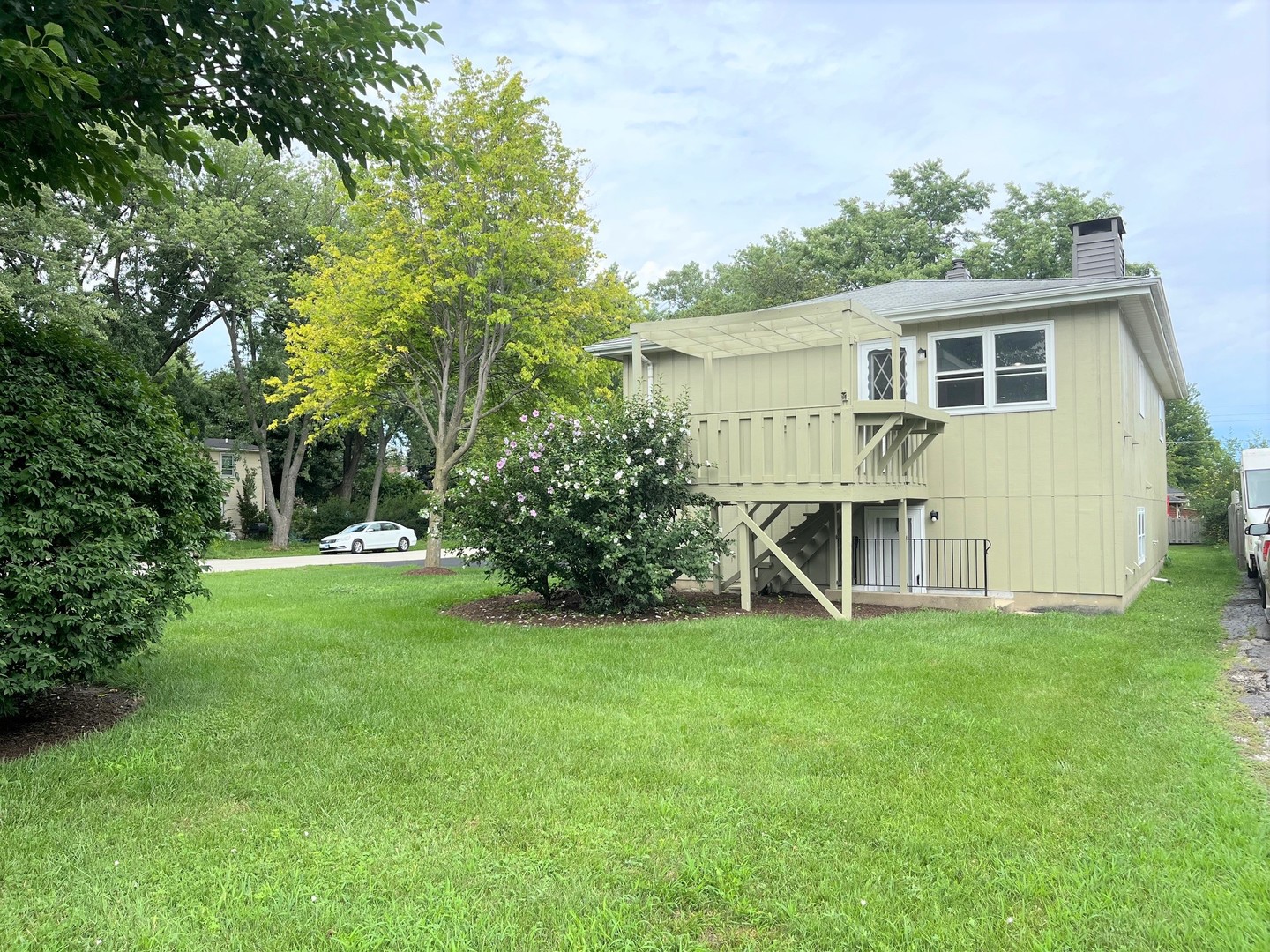 317 N Central Avenue, Wood Dale, IL 60191