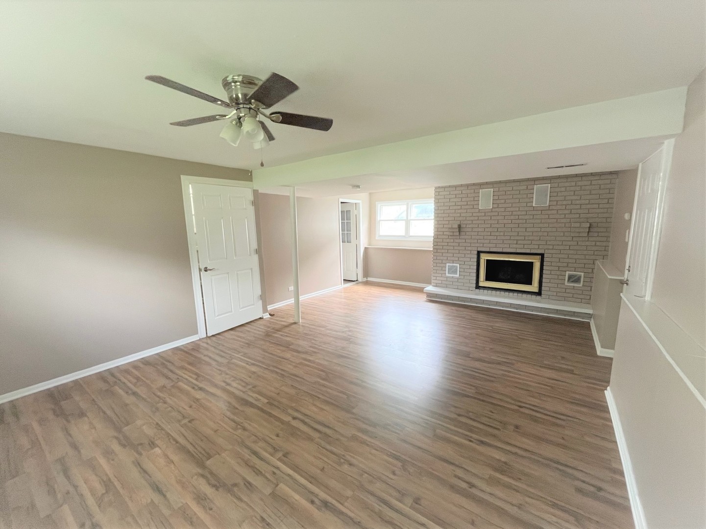 317 N Central Avenue, Wood Dale, IL 60191