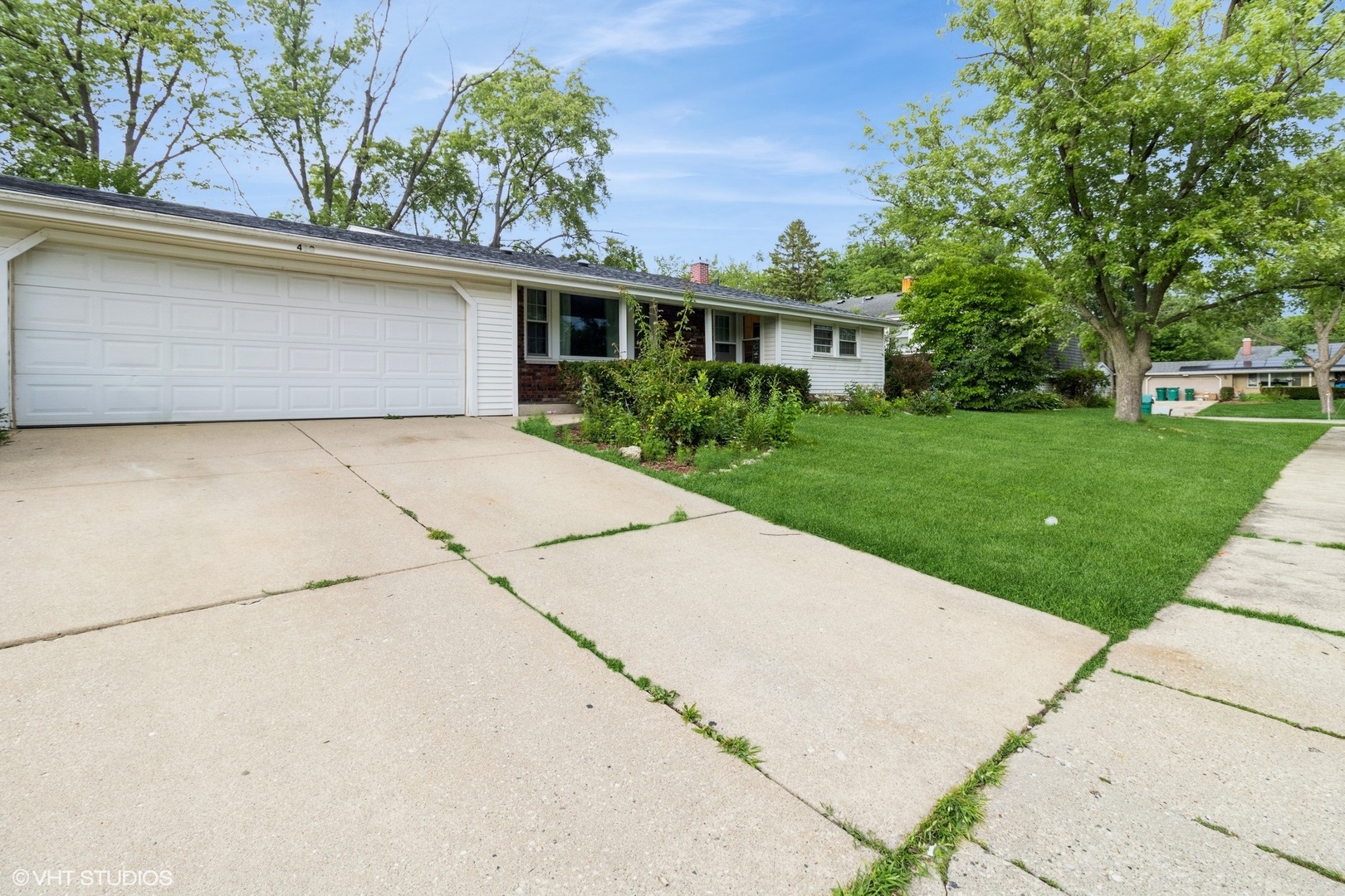 410 Chatham Circle, Buffalo Grove, IL 60089