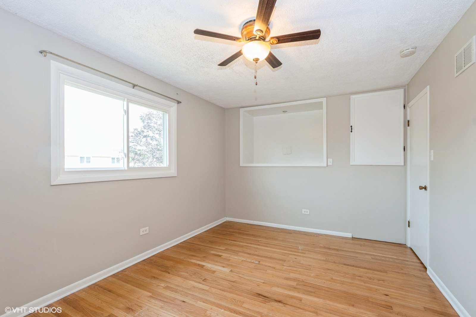 15316 Woodmar Drive, Orland Park, IL 60462