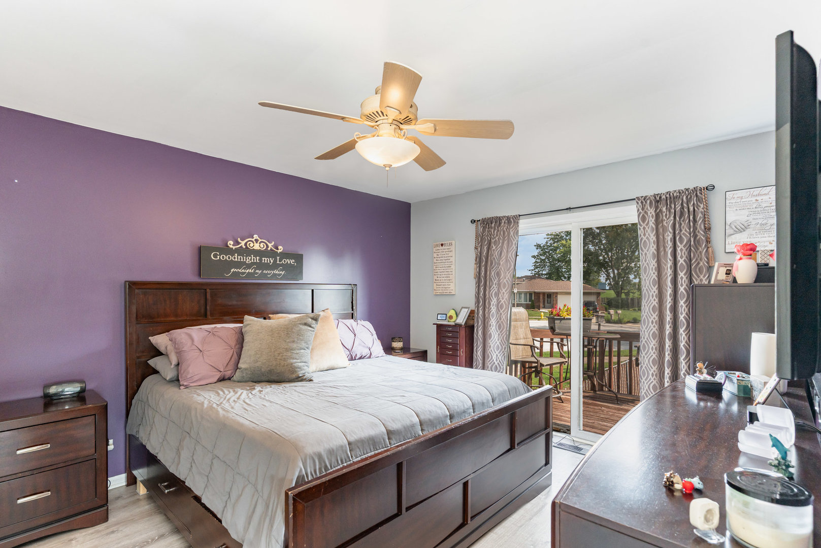 8901 Leslie Drive, Orland Hills, IL 60487