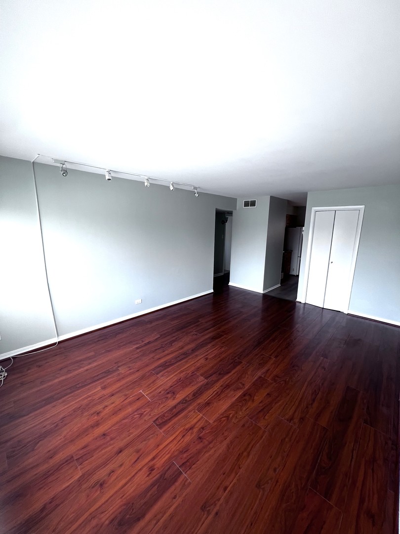 3170 W Meadow Lane Drive #22, Merrionette Park, IL 60803