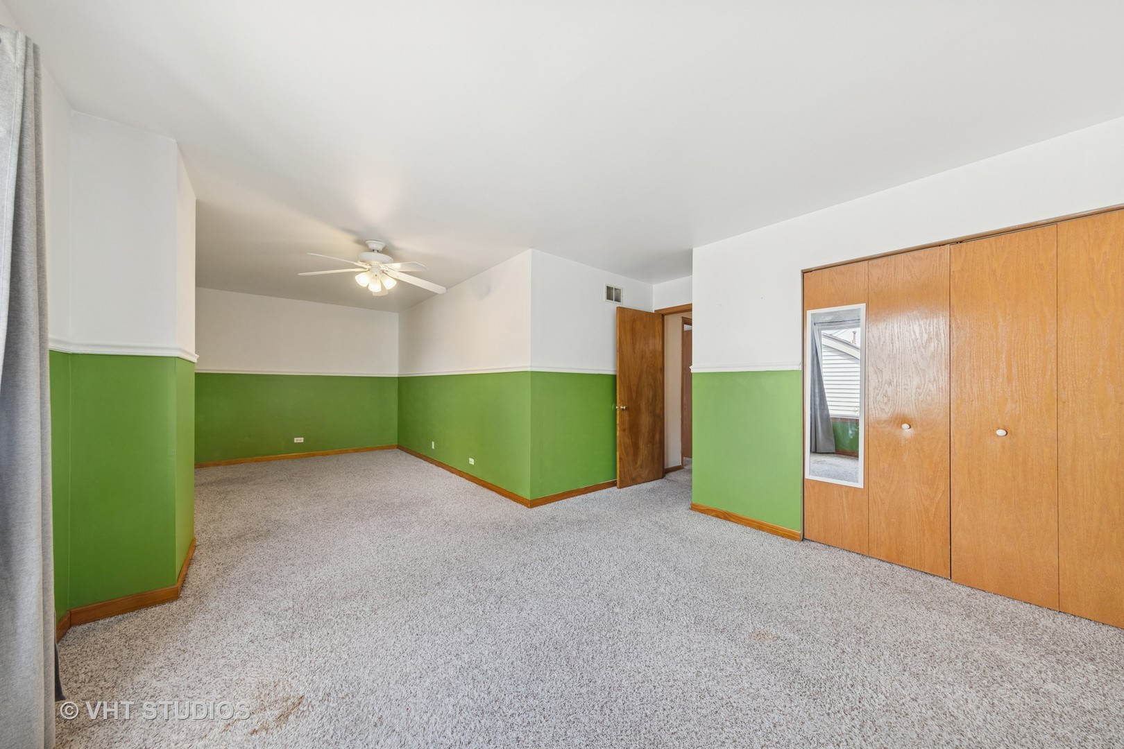 2466 Golf Trail Court, Aurora, IL 60506