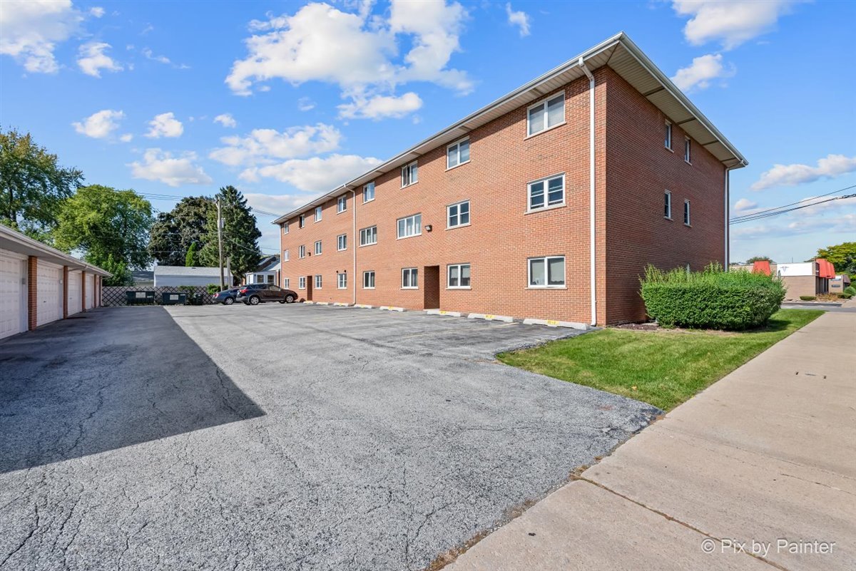 4003 W 105th Street #3W, Oak Lawn, IL 60453
