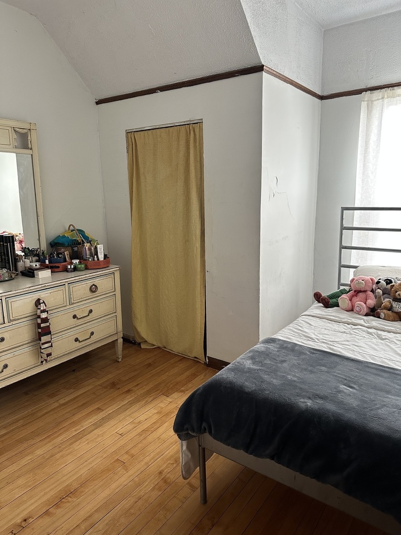 3718 W 64th Street, Chicago, IL 60629