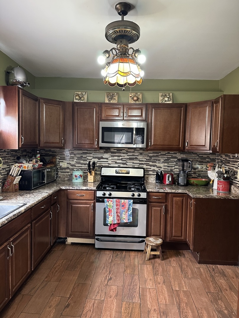 3718 W 64th Street, Chicago, IL 60629