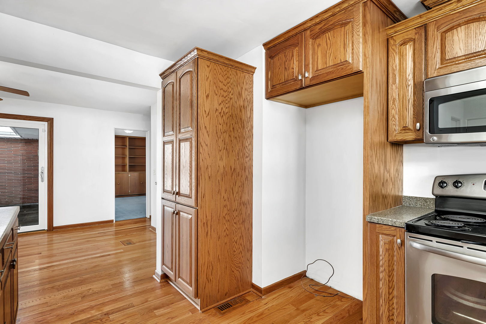 1511 Caton Avenue, Joliet, IL 60435