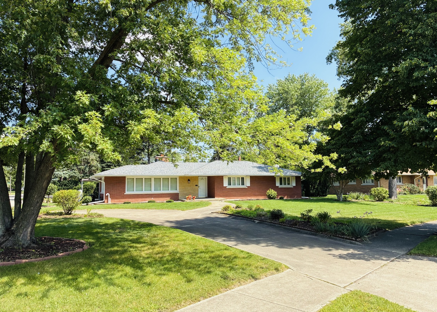 1511 Caton Avenue, Joliet, IL 60435